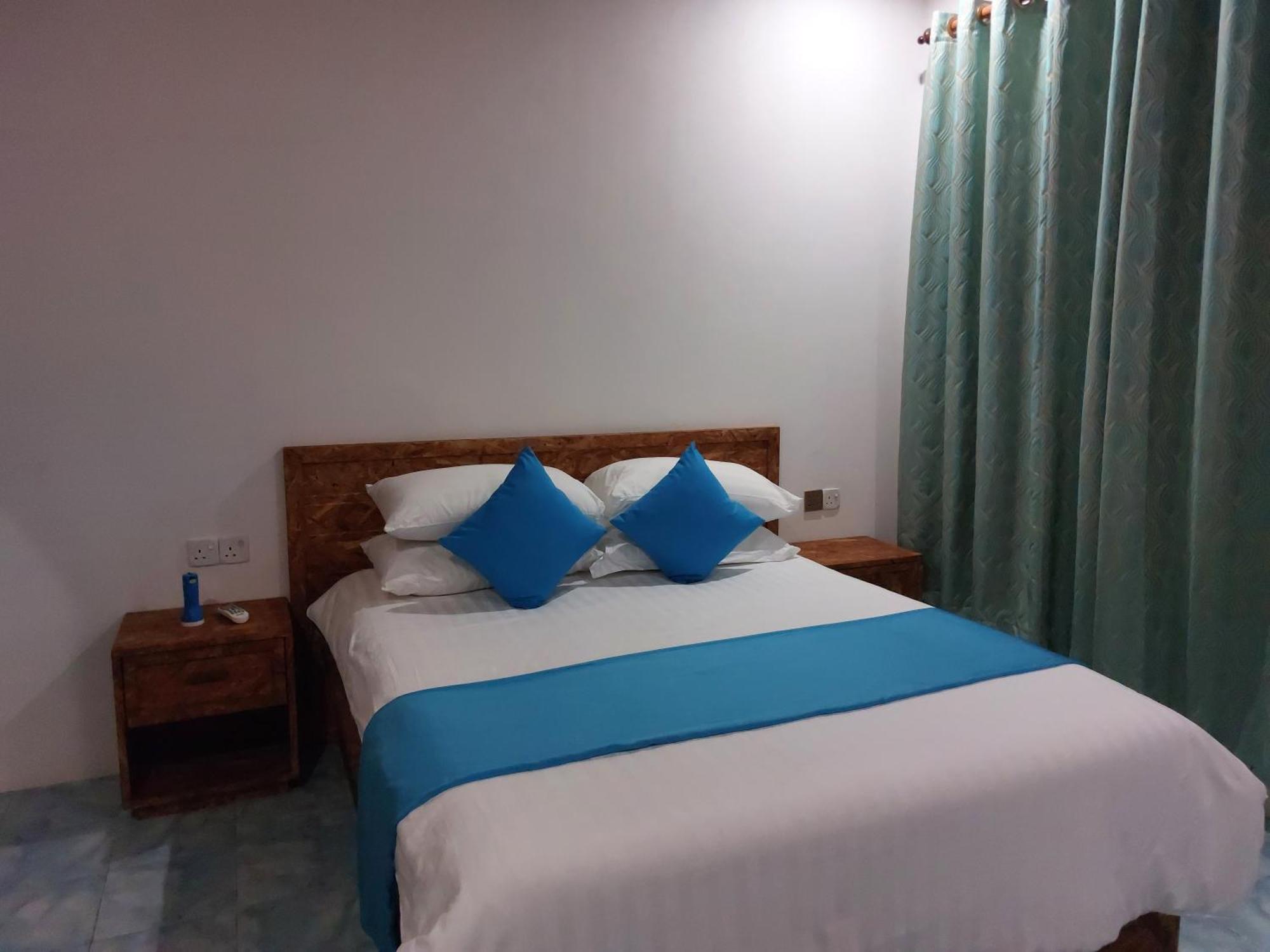 Emzaz Blue Lagoon Ugoofaaru Ngoại thất bức ảnh