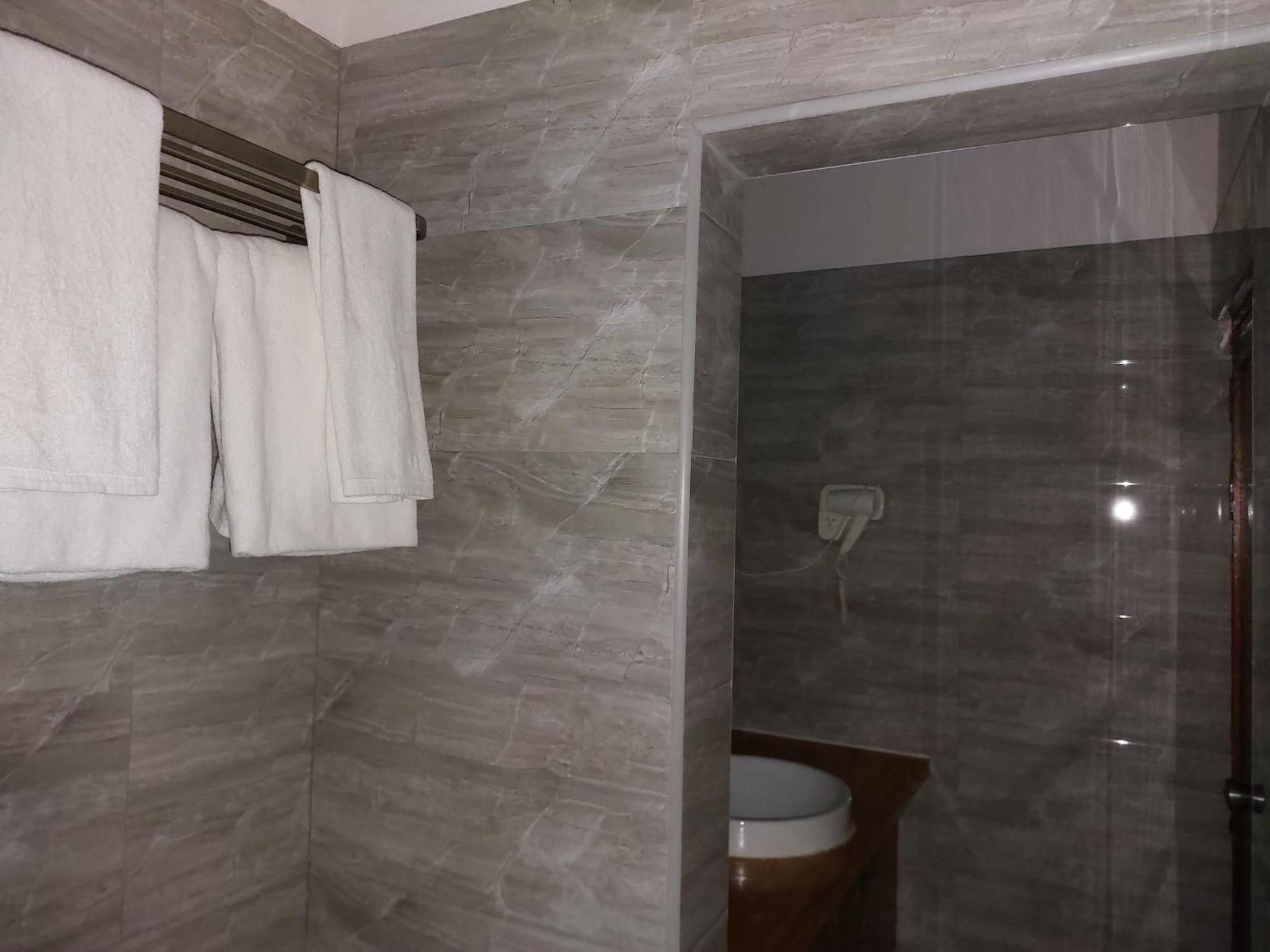 Emzaz Blue Lagoon Ugoofaaru Ngoại thất bức ảnh